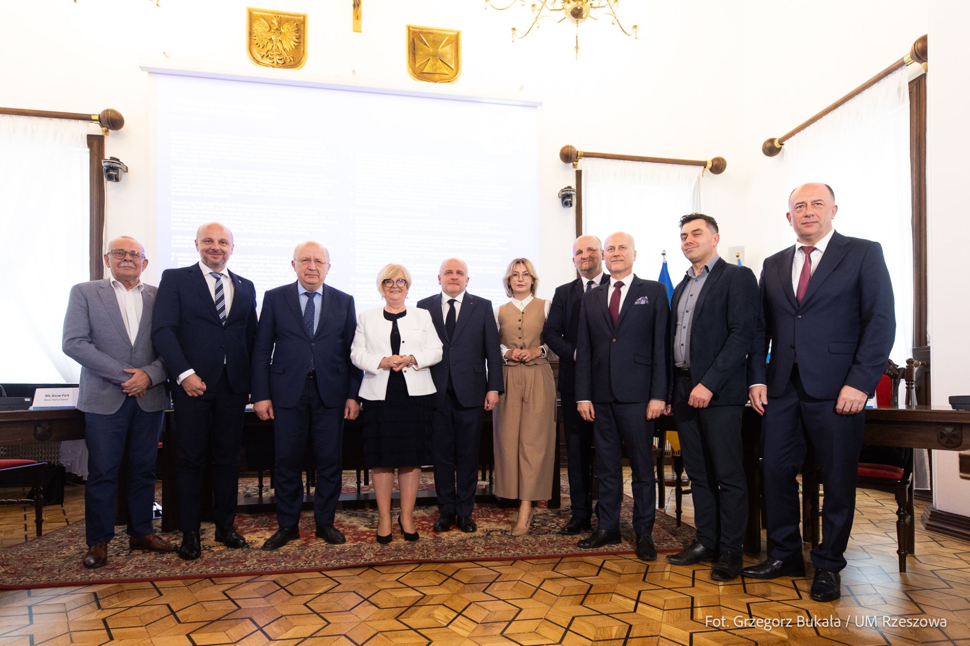 zdjęcie z podpisania listu intencyjnego na rzecz utworzenia Rzeszowskiej Inicjatywy Dronowej, fot. Grzegorz Bukała, Urząd Miasta Rzeszowa